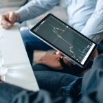 Социально-психологический анализ игрового поведения онлайн-казино